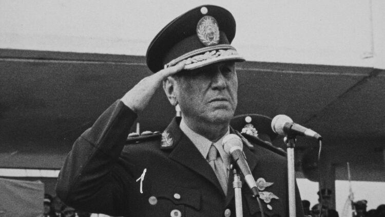 Juan Domingo Perón, en 1974, durante su tercera presidencia
