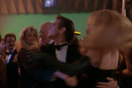 En "Batman Forever", de 1995, Leahy compartió pantalla con Jim Carrey en su primera aparición en cine (Captura de video)