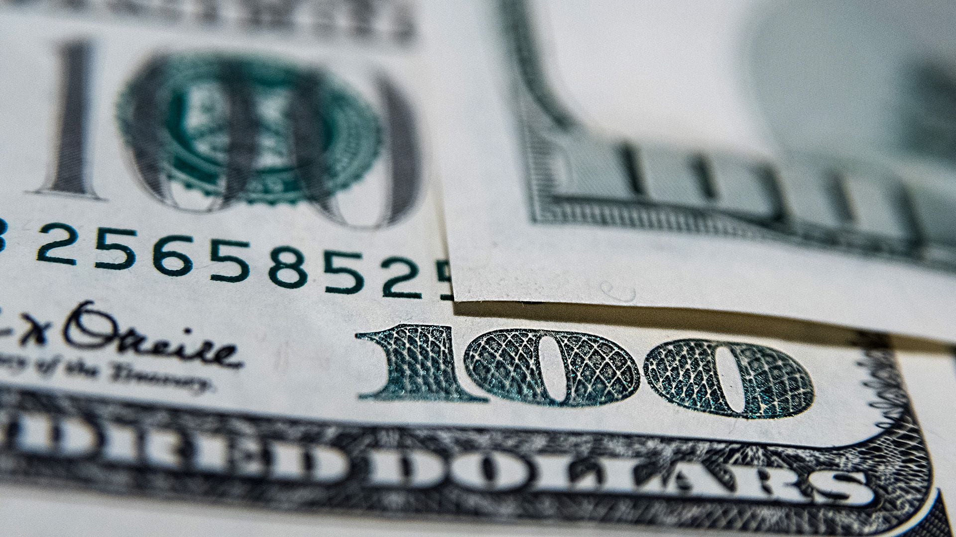 El dólar acumula un incremento de 102% en lo que va de 2018. (Adrián Escandar)