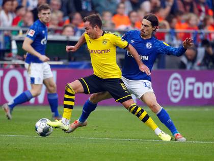Borussia Dortmund y Schalke 04 protagonizan el partido más atractivo de la Fecha 26 de la Bundesliga (Shutterstock)