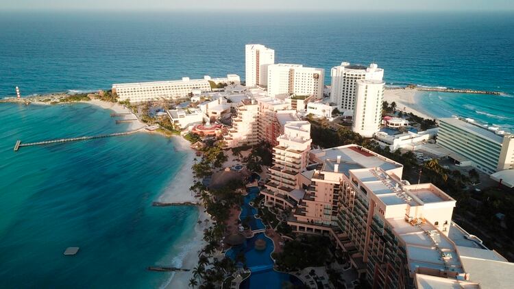 Cancún, México, suele ser un lugar popular entre los turistas estadounidenses (EFE)