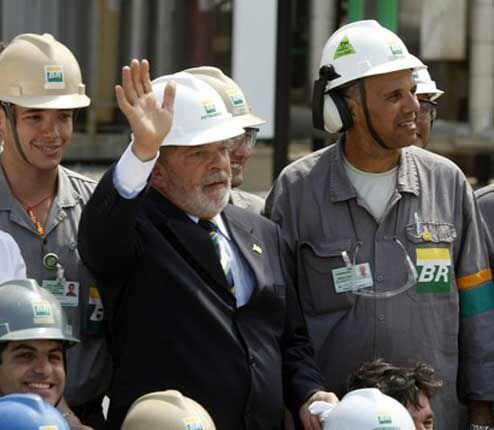 Pese a que el líder socialista asumirá el 1 de enero, la dirección de Petrobras rechazó la petición del equipo de transición de atrasar por un mes la aprobación de su plan estratégico para el quinquenio 2023-2027, que prevé inversiones de 78.000 millones de dólares. 