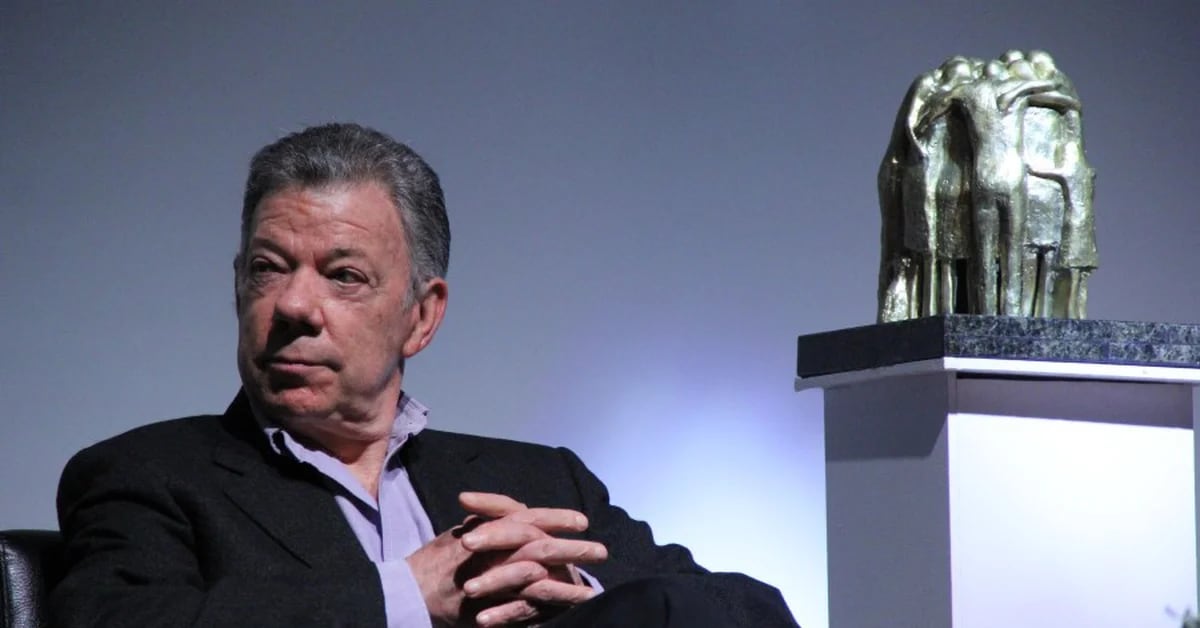 Santos thanked Pope Francis for his contribution to the peace agreement