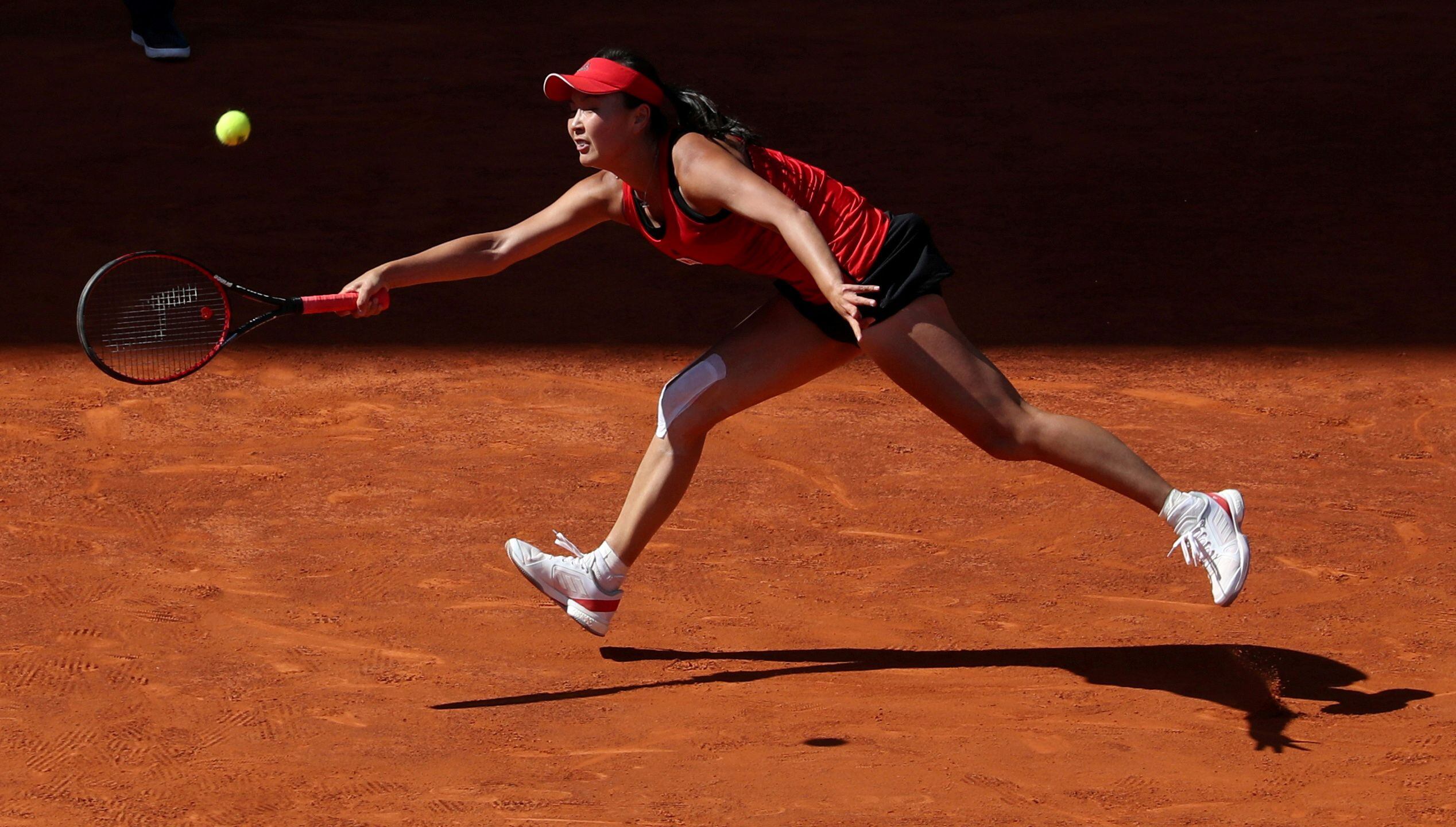 Peng Shuai at the Madrid Open.  REUTERS / Susana Vera / File Photo