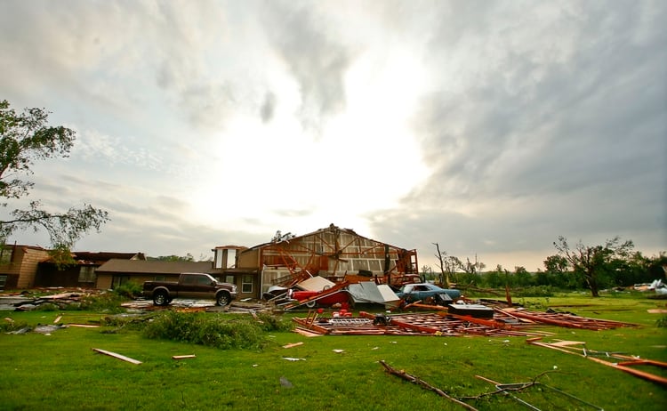 Cientos de personas resultaron damnificadas (Chris Neal/ The Topeka Capital-Journal vía AP)