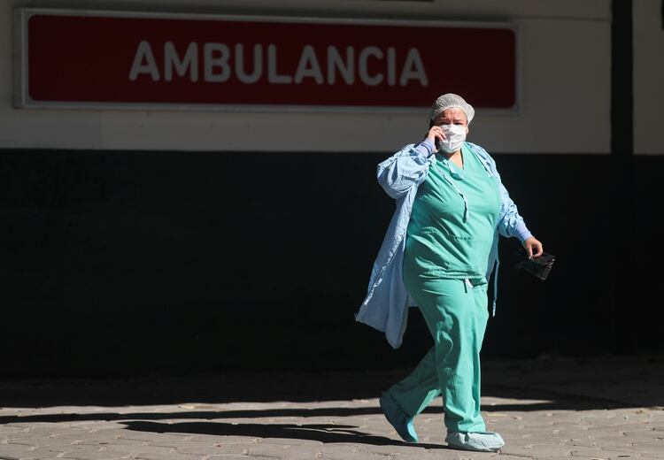 El 25% de los contagiados de coronavirus en Argentina se recuperaron y obtuvieron el alta (REUTERS/Agustin Marcarian)