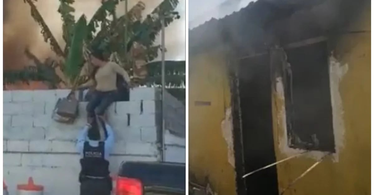 The moment cops risked their lives to save two women from a Monterrey fire