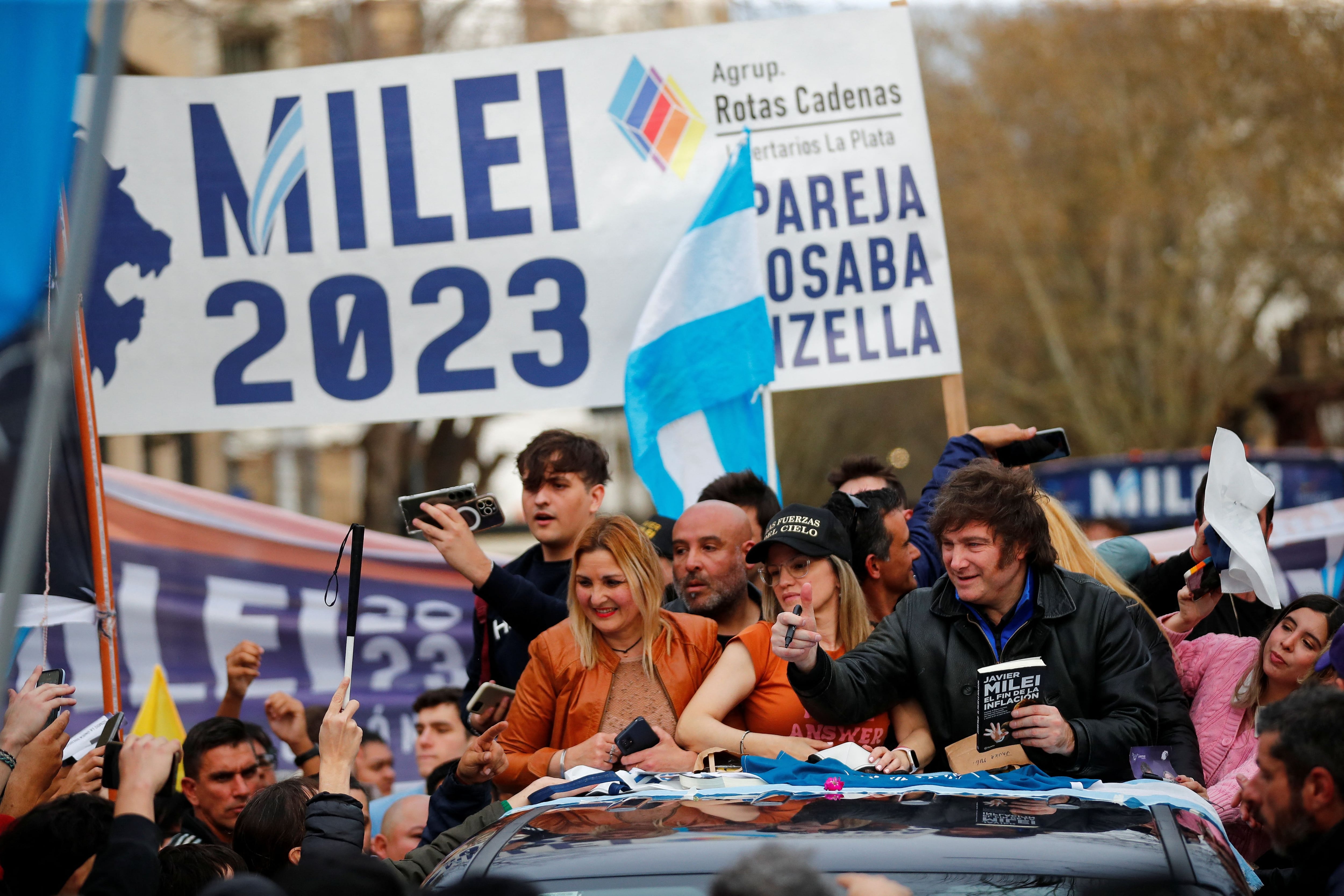 Javier Milei, el candidato que preocupa al Frente de Todos y a Juntos por el Cambio (REUTERS)