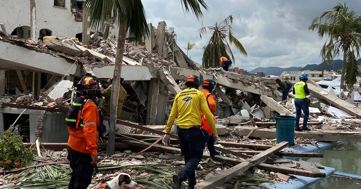 The Venezuelan government is investigating the explosion at the home of Ernesto Guevara, a contractor accused of corruption at PTVSA.