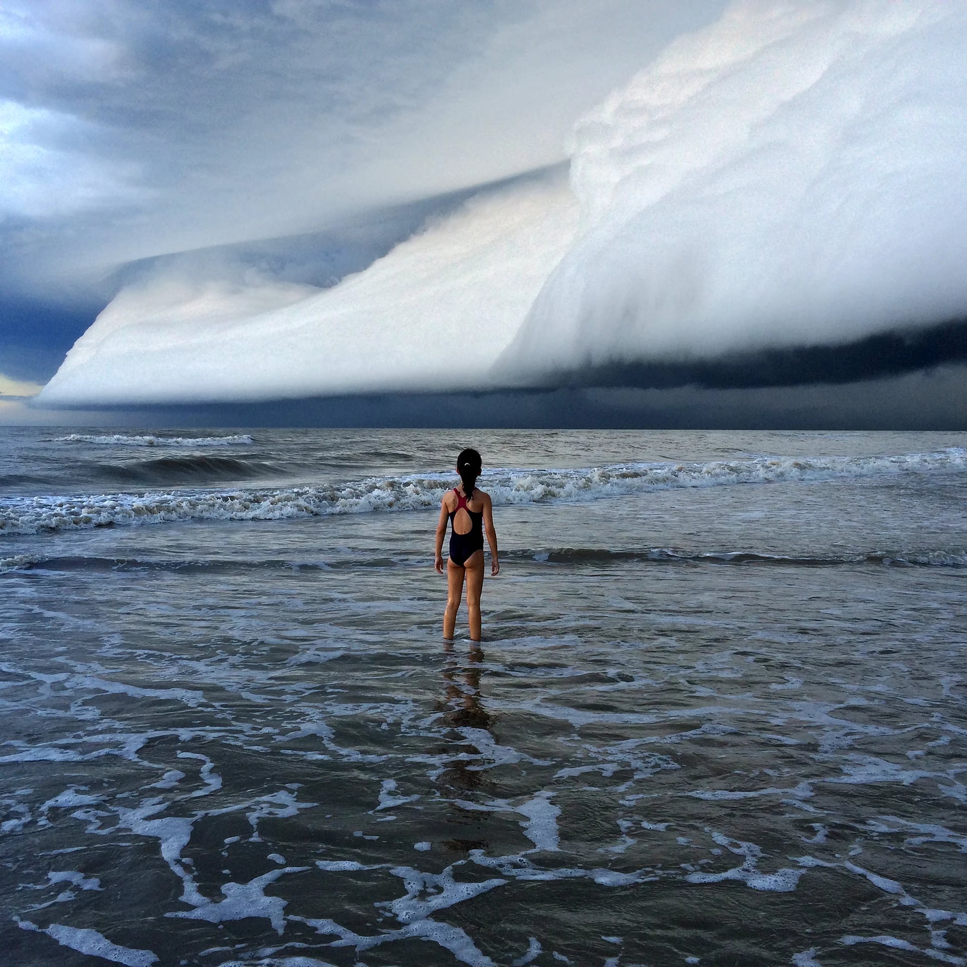 Tormenta de verano en la costa de La Lucila del Mar (Ricardo Pristupluk)