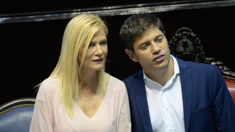 Axel Kicillof junto a la vicegobernadora, Verónica Magario (Aglaplata)