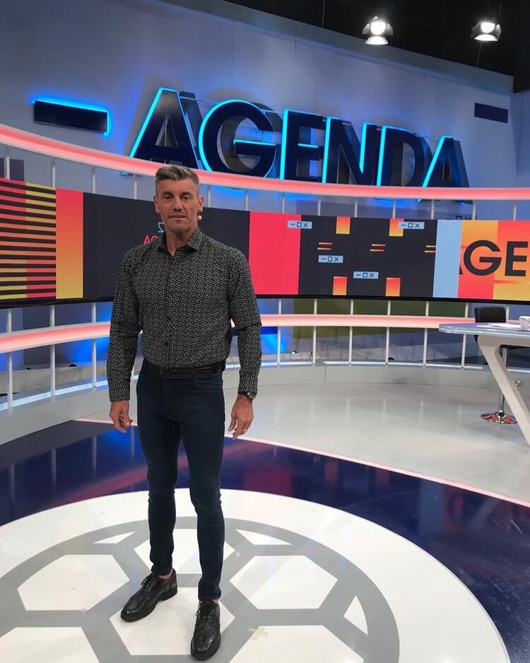 Sergio Goycochea, nominado como mejor estilo masculino a periodista deportivo masculino