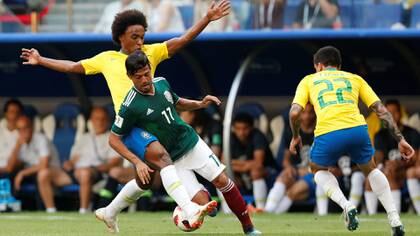 El delantero donó la playera que usó contra Brasil (Foto: Carlos Garcia Rawlins/ Reuters)