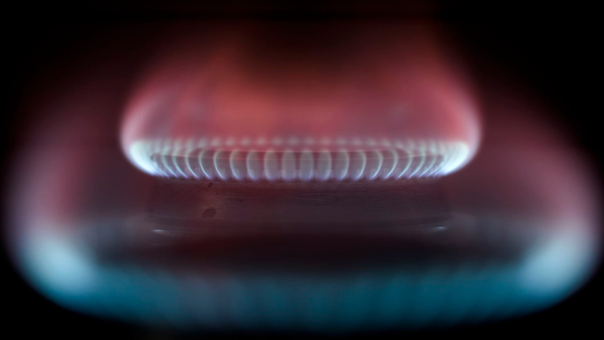 Para el servicio de gas, los aumentos van desde 18,5% hasta 25,5% (Adrián Escandar)
