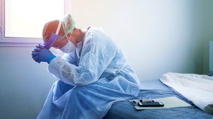 Betty Pfefferbaum y Carol S. North, investigadoras del Departamento de Psiquiatría y Ciencias del Comportamiento, Facultad de Medicina, Centro de Ciencias de la Salud de la Universidad de Oklahoma, estudiaron el efecto de la pandemia en la psiquis (Shutterstock.com)