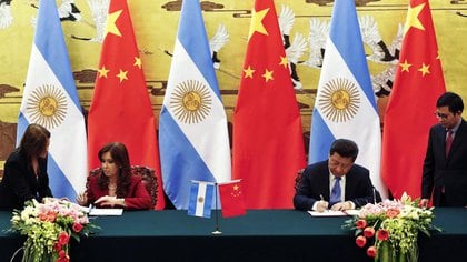 El acuerdo por la Estación de Espacio Lejano fue rubricado por los gobiernos de Cristina Fernández de Kirchner y Xi Jinping (EFE)