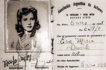 Carnet de afiliación de Eva Duarte a la Asociación Argentina de Actores en 1939.
