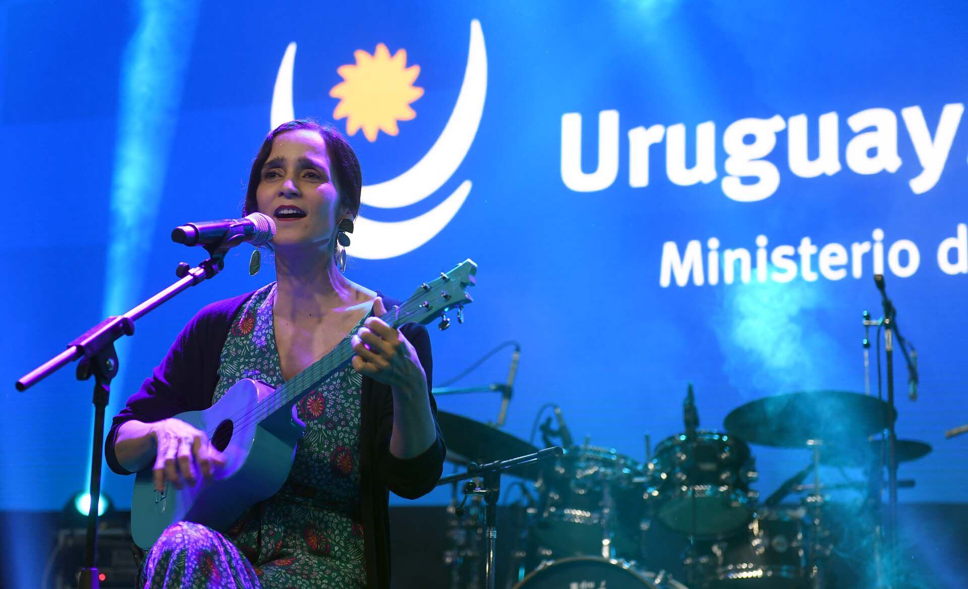 Julieta Venegas, quien ha mostrado en reiteradas oportunidades ser una apasionada por Uruguay, durante su presentación