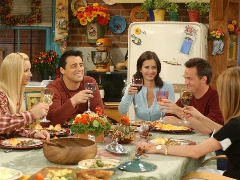 Lisa Kudrow, Matt LeBlanc, Courteney Cox, Matthew Perry y Jennifer Aniston, en una escena de Friends
