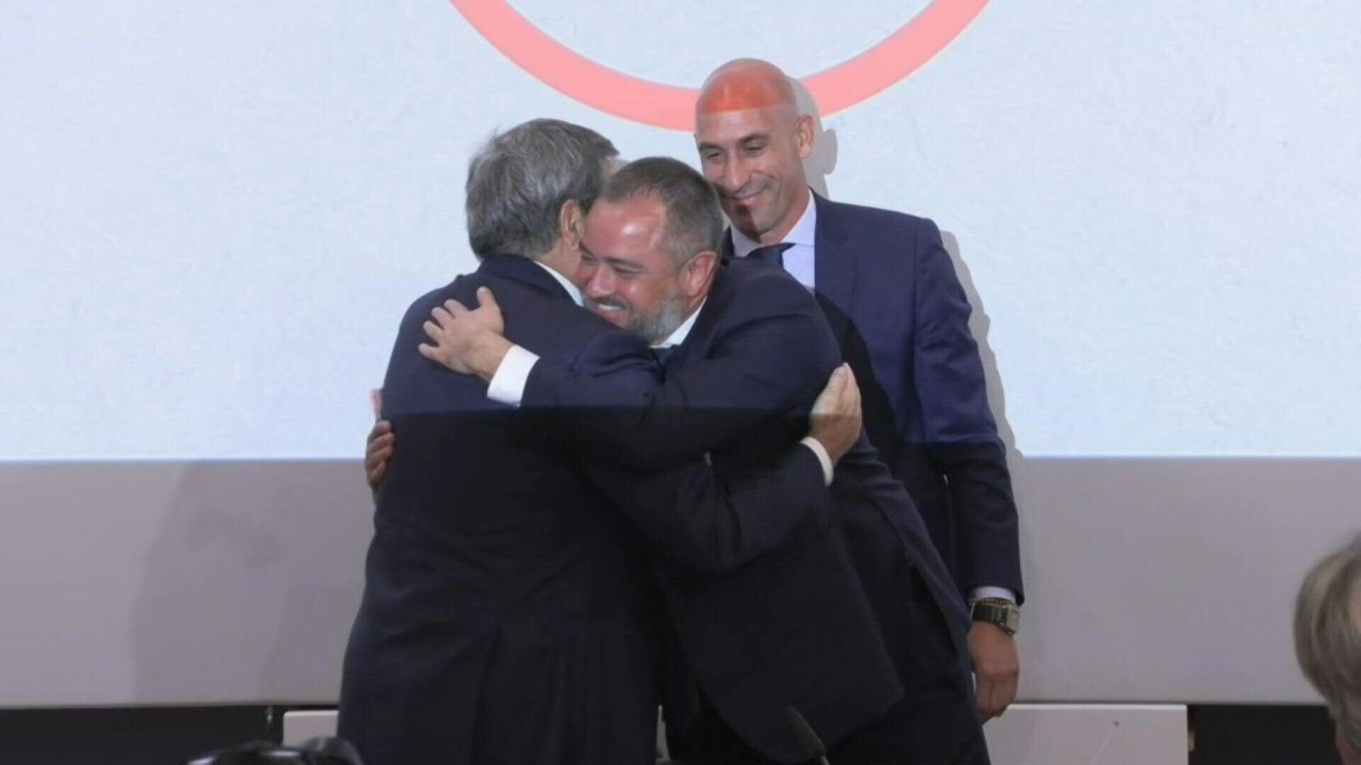 AMPLIACIÓN: Portugal y España anunciaron el miércoles que Ucrania se unirá a su candidatura conjunta a la organización del Mundial 2030 de fútbol, durante una rueda de prensa en la sede de la UEFA.
