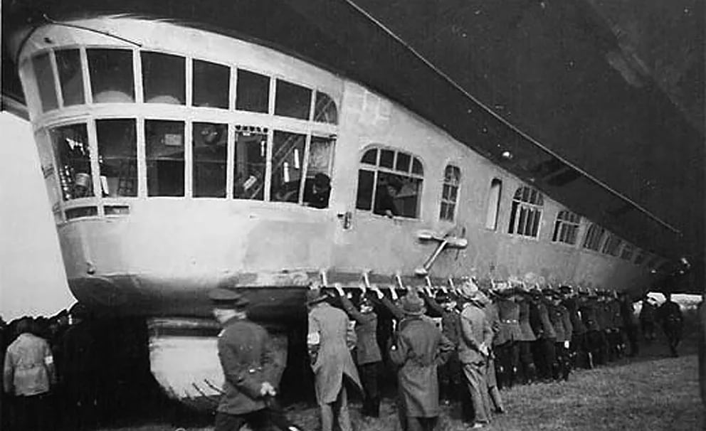 Graf-Zeppelin-sobrevuela-Buenos-Aires-en-1934-3