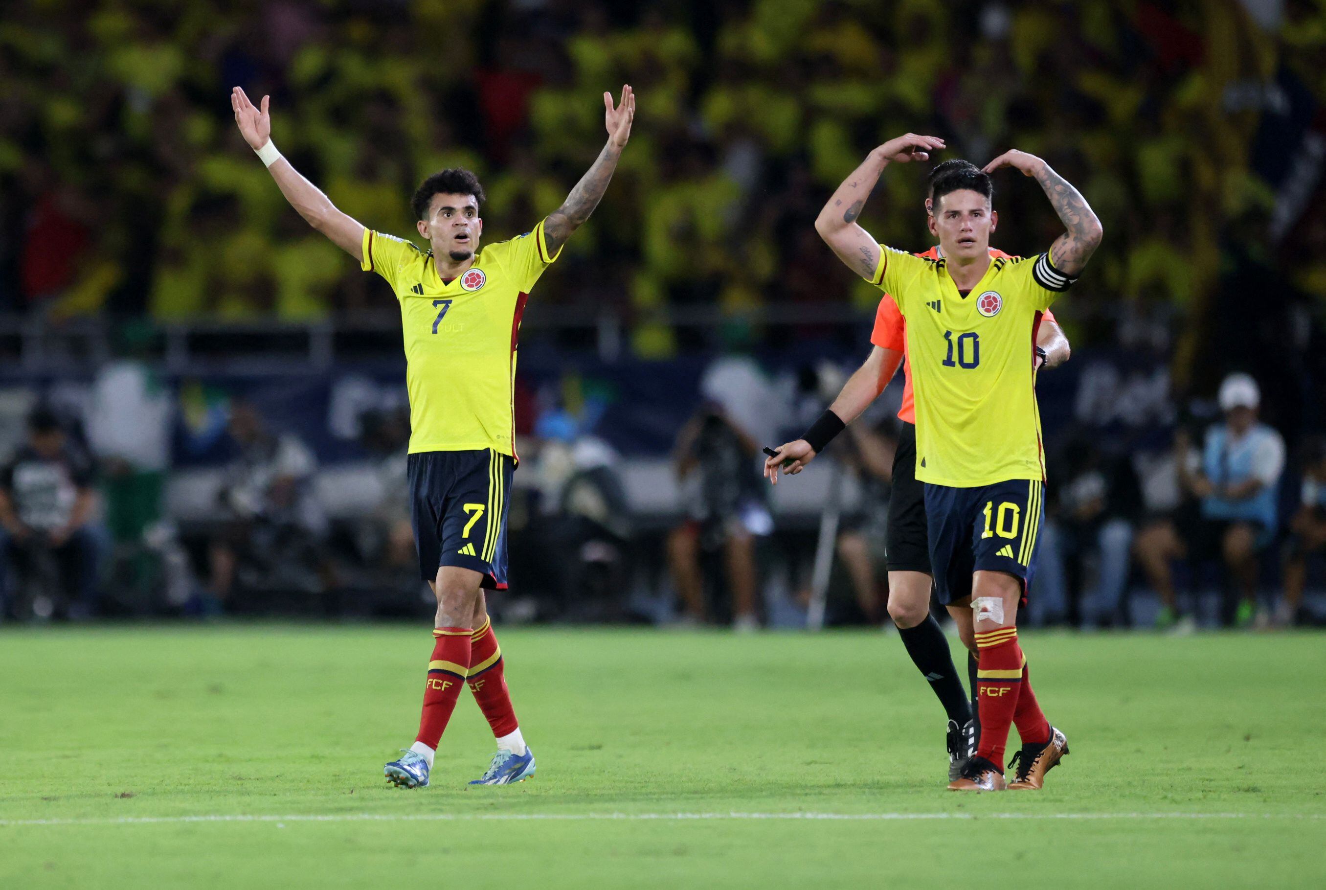 Luis Diaz y James Rodríguez son los dos referentes más importantes de la selección Colombia en el 2023 - crédito Luisa Gonzalez/REUTERS
