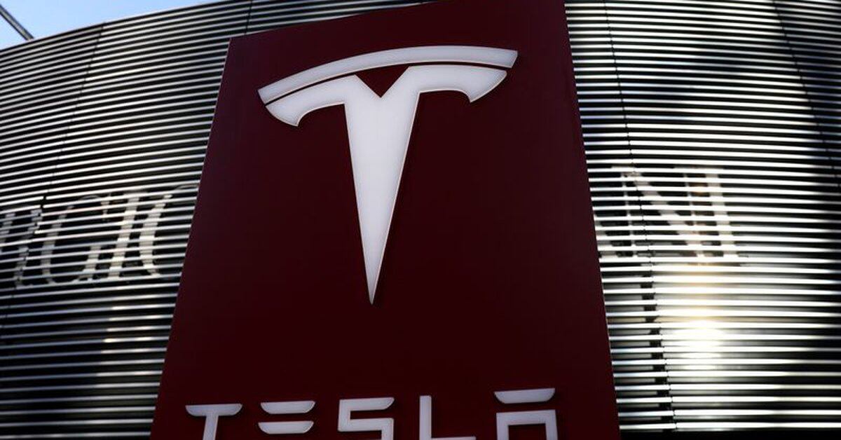 Tesla beats sales forecasts for strong car deliveries