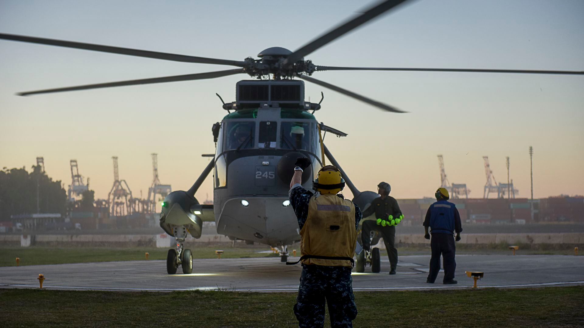 Uno de los helicópteros “Sea King” adquiridos por la Armada Argentina