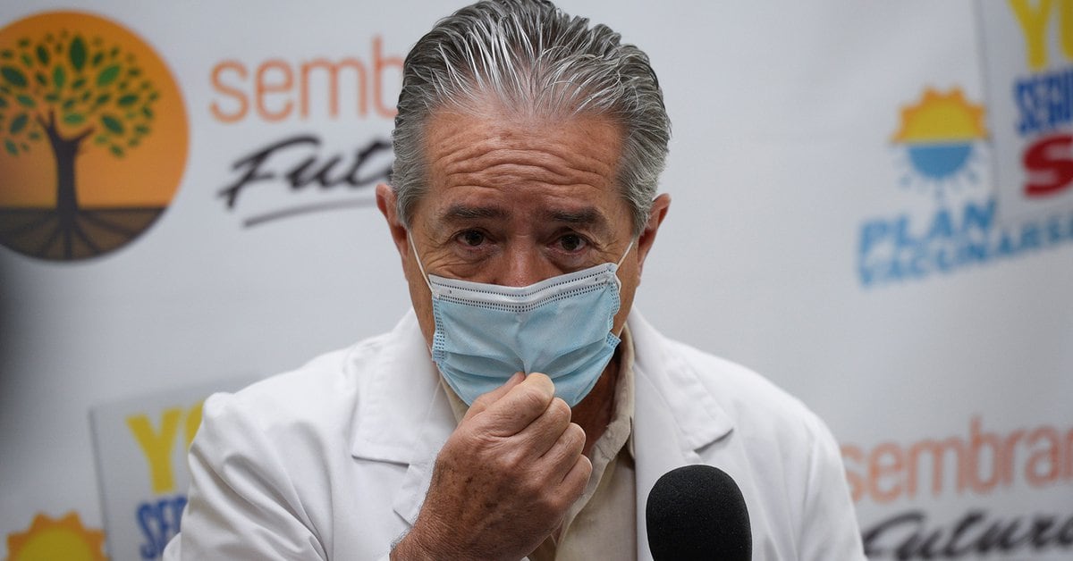 Vacunagate in Ecuador: Salud Minister resigns over accusation of inoculating children and family