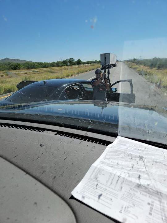 Hombres armados encañonan a turistas norteamericanos en carretera de Sonora