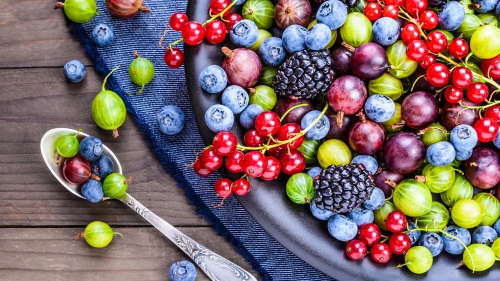 Los frutos rojos son una fuente natural antioxidante (Shutterstock)