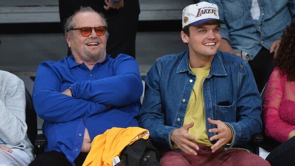 Jack Nicholson fue a ver el partido entre los Lakers y los Clippers de Los Angeles con su hijo Ray (Grosby)