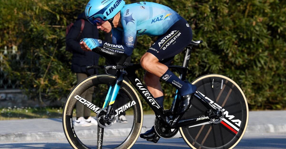 Miguel Angel Lopez lotterà per essere in scena al Giro di Italia