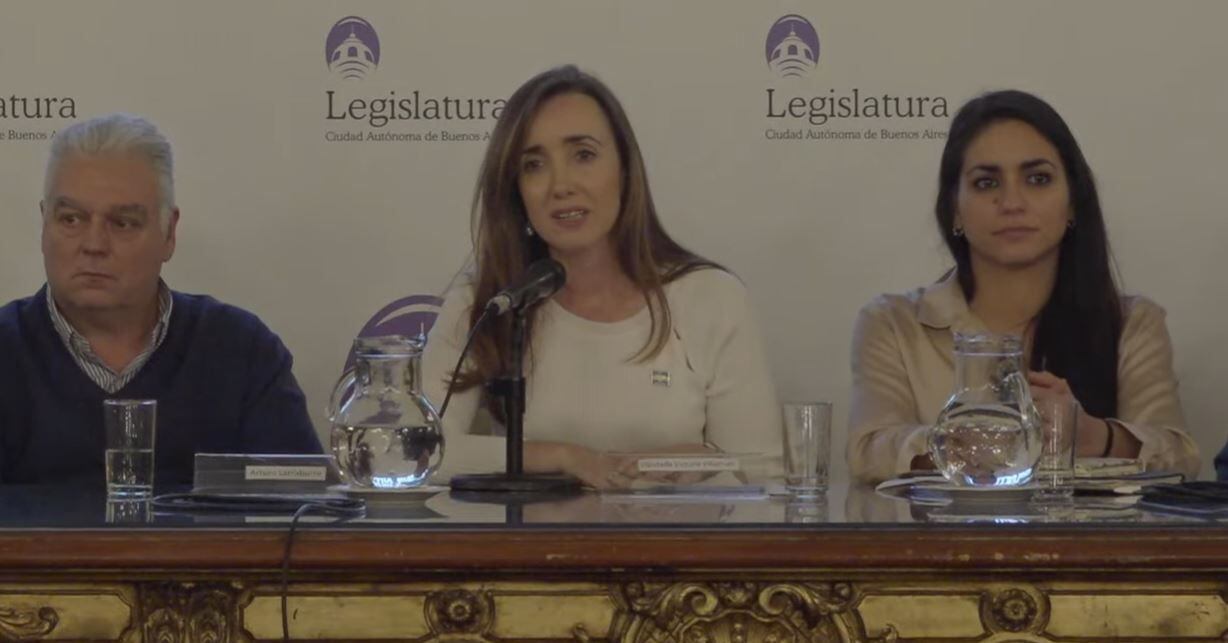 Victoria Villarruel reivindicó a las víctimas de actos terroristas. "Na hay nada peor a que tu país te niegue", afirmó