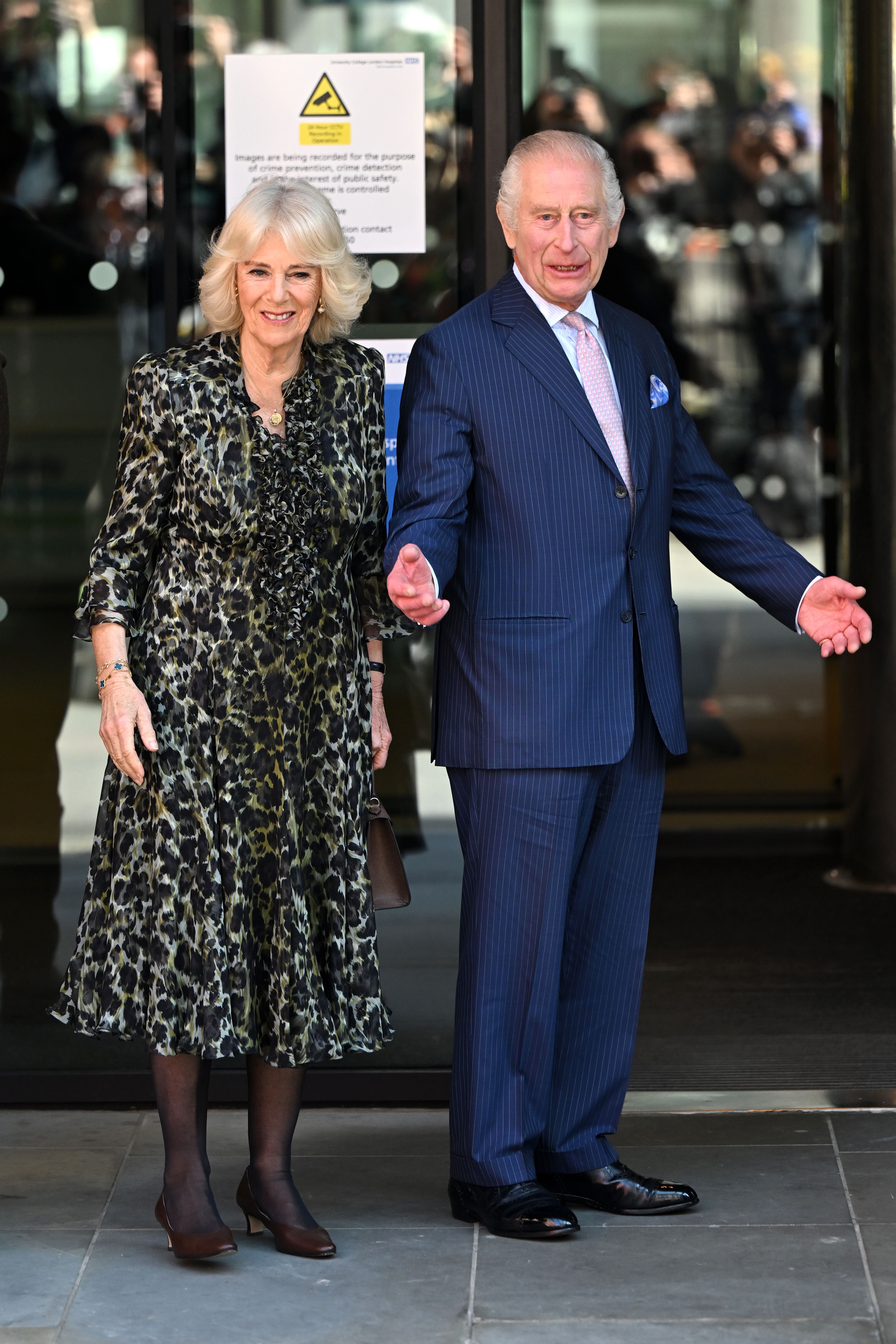 El rey Carlos III ha retomado su agenda pública, acompañado de su mujer, la reina Camila, tras su diagnóstico de cáncer. (Suzanne Plunkett - WPA Pool/Getty Images)