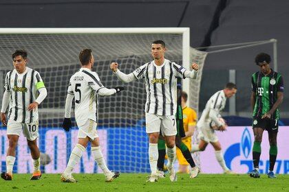 Arthur Melo ahora juega con Cristiano Ronaldo en la Juventus (REUTERS)