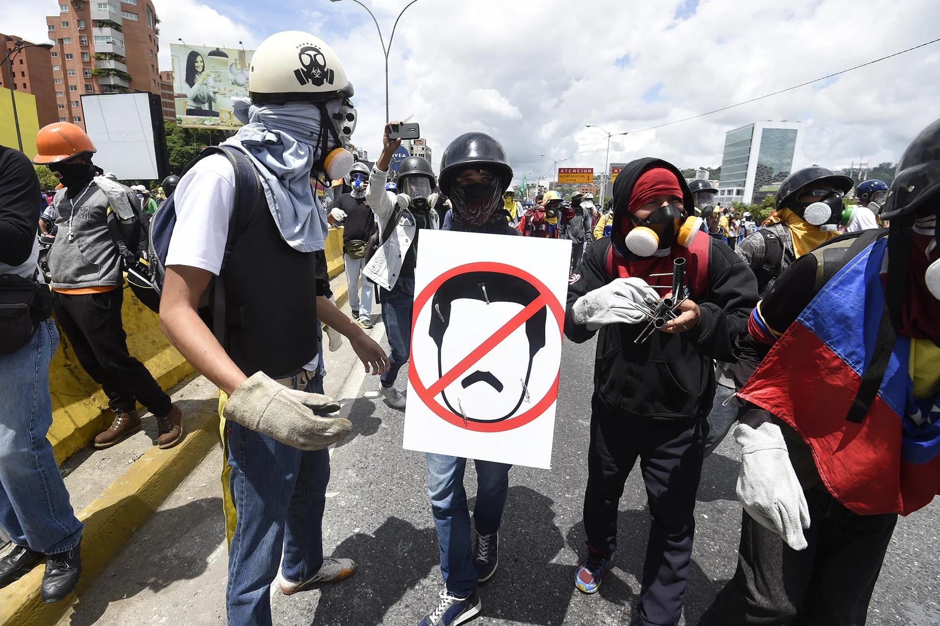 Portesta de activistas contra el régimen Nicolás Maduro en Caracas, Venezuela