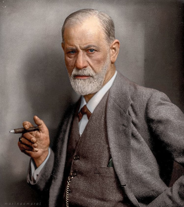 Sigmund Freud en una foto coloreada posteriormente