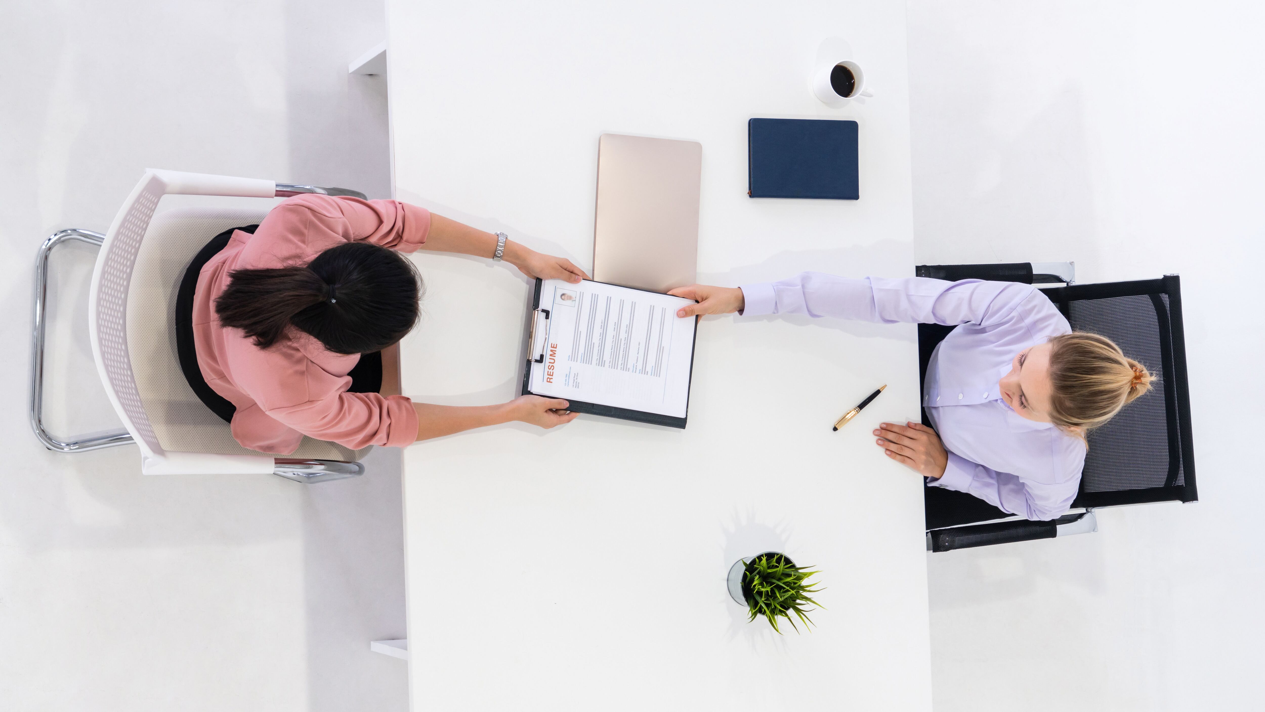 En Argentina, el espíritu emprendedor es aún mayor y casi la mitad de los encuestados (47%) afirma que su trabajo ideal sería teniendo su propio negocio (Shutterstock.com)