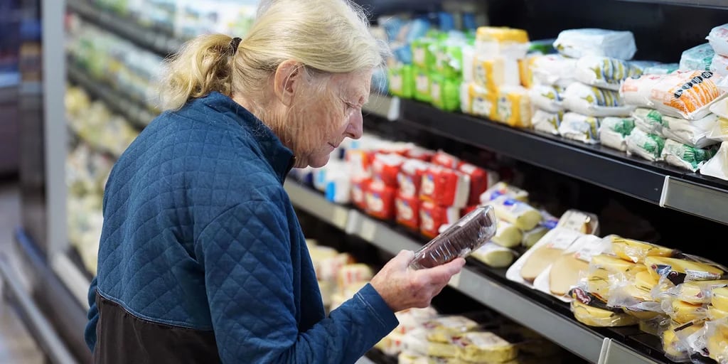 Importación de alimentos: el Gobierno está convencido de que hará bajar los precios, pero la industria advierte que afectará el empleo