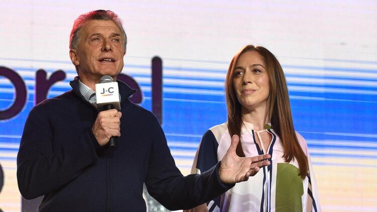 Vidal mantiene una buena relación con Macri pero ya no responde políticamente a él