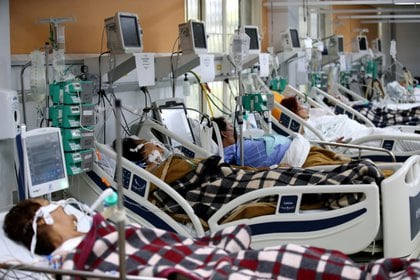 Hospital Nossa Senhora da Conceicao que está saturado por el brote de coronavirus, en Porto Alegre (Reuters)
