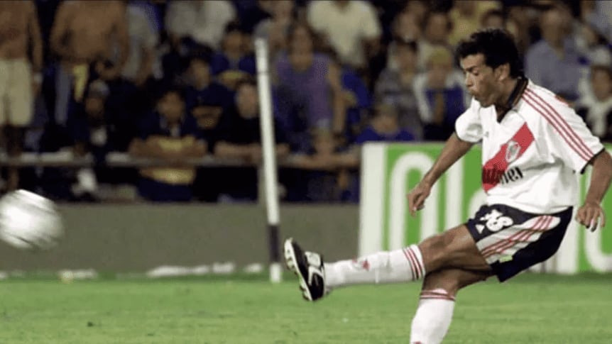 Efecto Cavani-Boca: 10 estrellas internacionales top que se consagraron en Europa y probaron suerte en el fútbol argentino