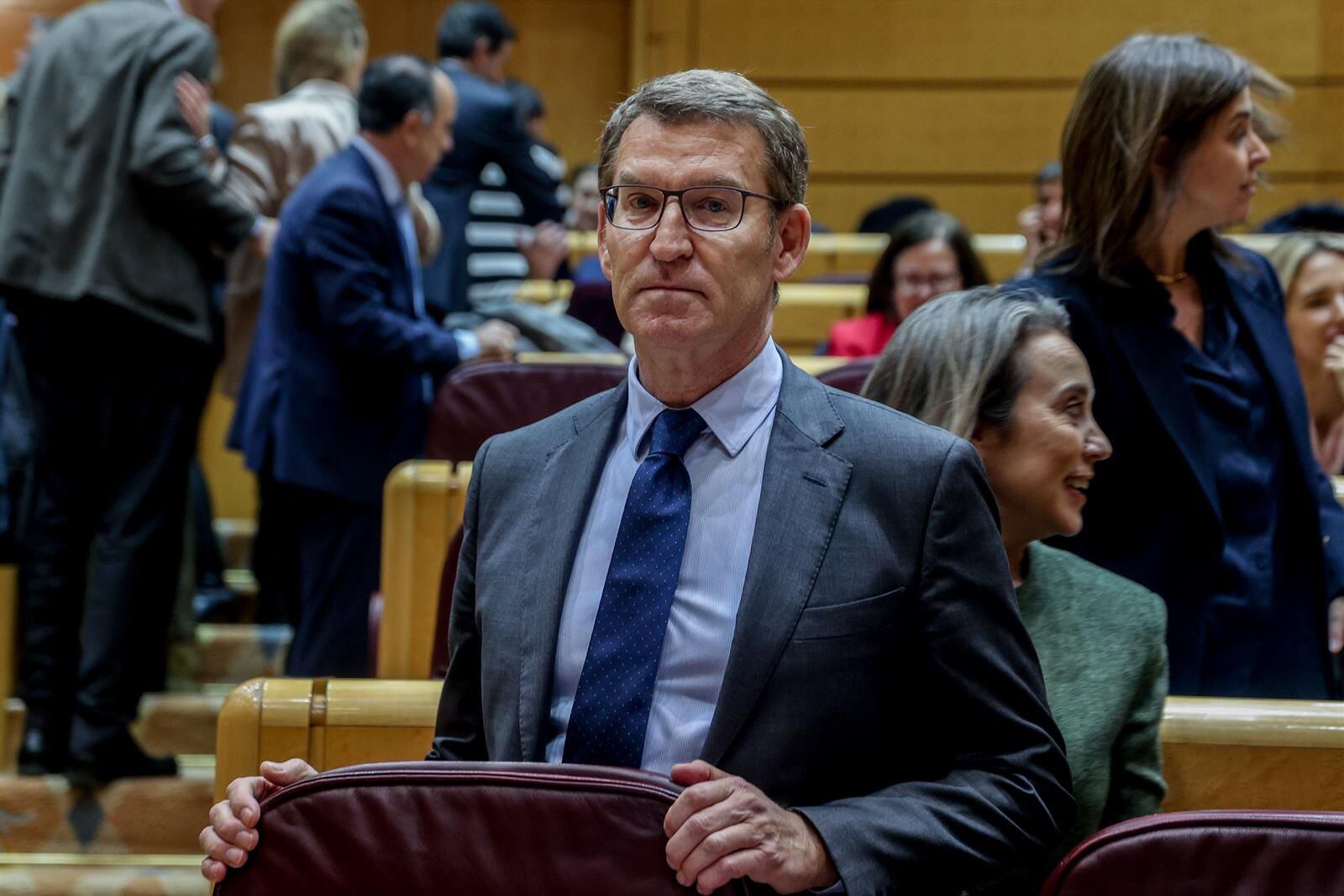 16/01/2024 El líder del PP, Alberto Núñez Feijóo, llega a un pleno extraordinario del Congreso de los Diputados, en el Palacio del Senado, a 16 de enero de 2024, en Madrid (España). El Congreso debate hoy la toma en consideración de la Proposición de reforma del artículo 49 de la Constitución Española, presentada por el PP y por el PSOE, y que pretende sustituir el término "disminuido" por "personas con discapacidad". El pleno se celebra en el Senado tras las obras en el hemiciclo del Congreso.
POLITICA 
Ricardo Rubio - Europa Press
