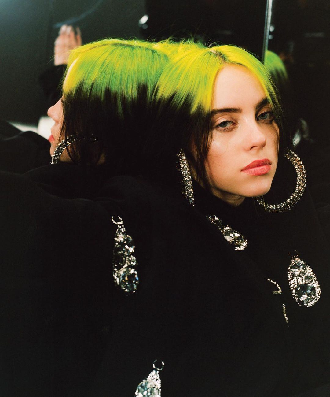Billie Eilish es conocida por mostrarse camaleónica en sus looks