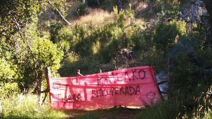 En septiembre integrantes de la comunidad mapuche atacaron a camionetas de Parques Nacionales