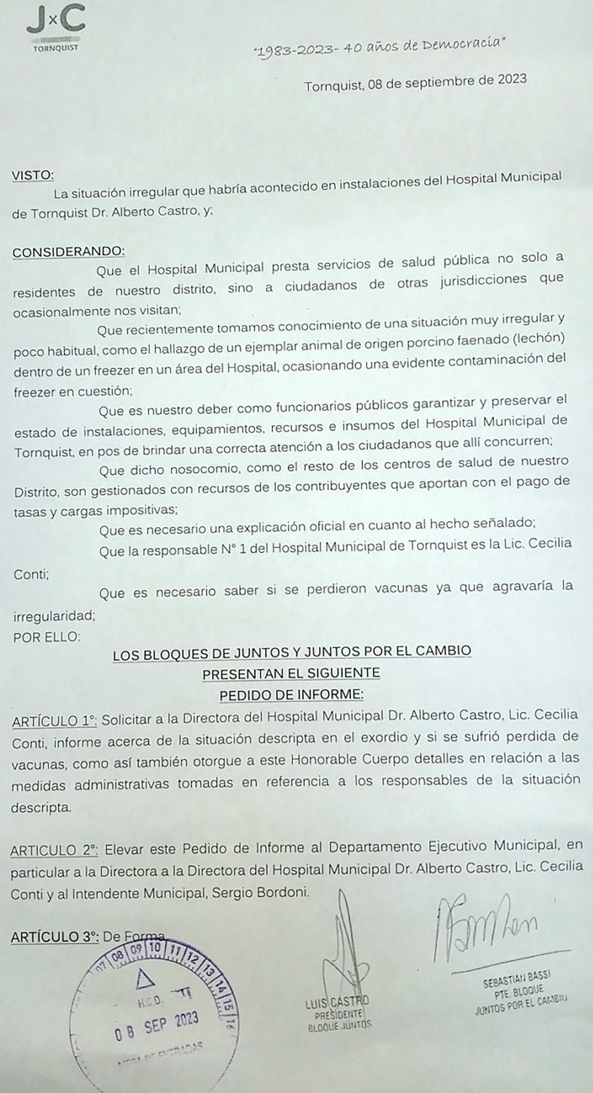 El pedido de informes presentado para que el intendente Sergio Bordoni y la directora del Hospital Municipal de Tornquist, la licenciada Cecilia Conti, expliquen lo sucedido.