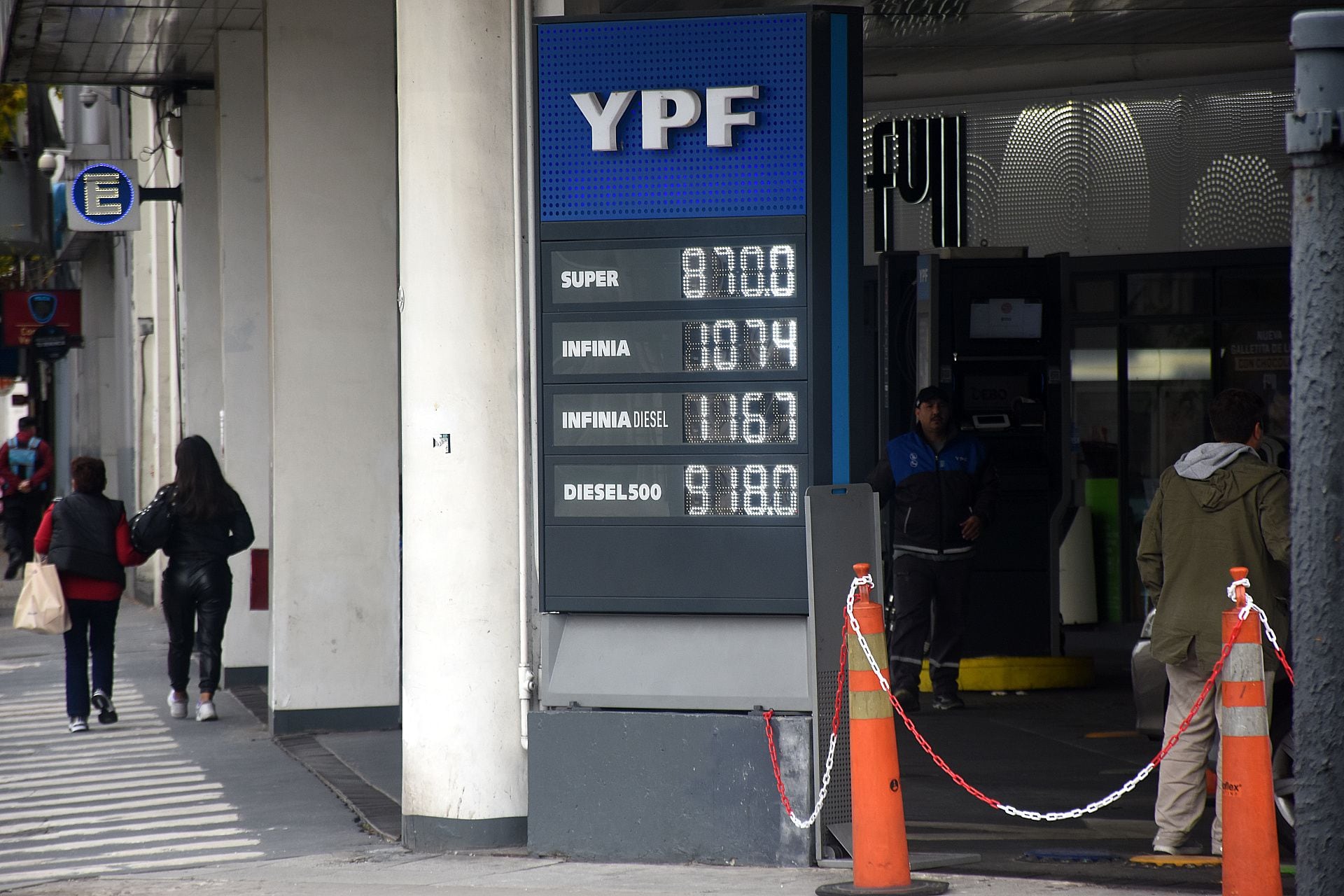 Aumento Naftas / estaciones servicio YPF Mayo 2024