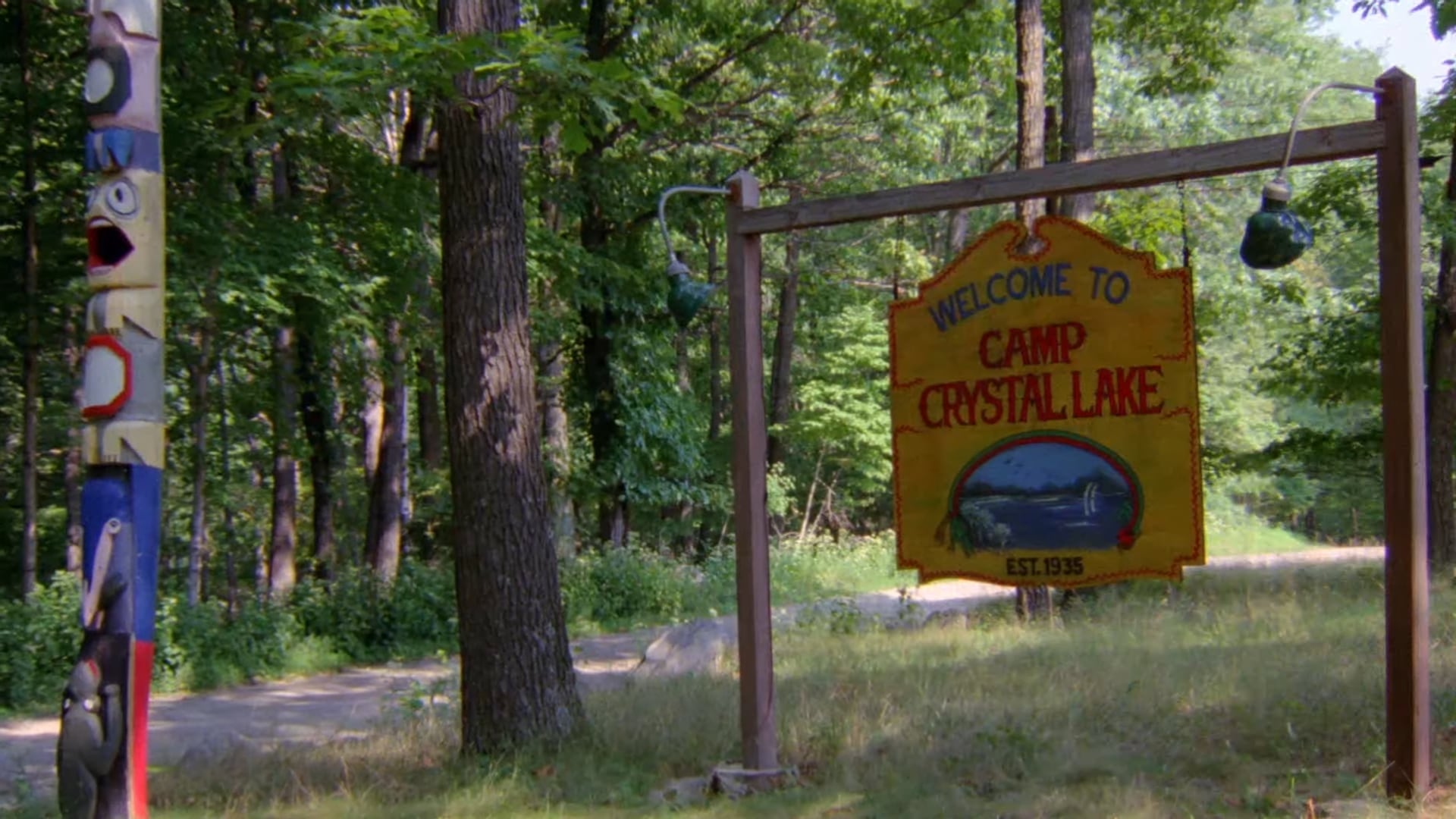 A24 se encuentra desarrollando una serie precuela para Peacock bajo el título "Crystal Lake"