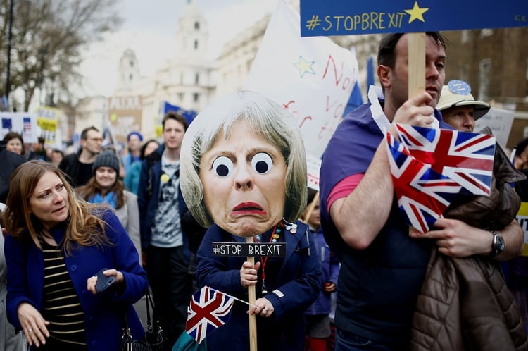 La semana pasado, defensores de la idea de que Reino Unido permanezca en la Unión Europea se manifestaron en las calles del país (REUTERS/Henry Nicholls)